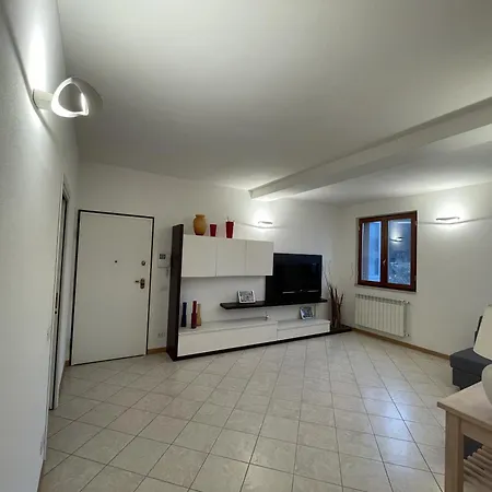 Stazione E Ospedale - Moderna Apartment Siena