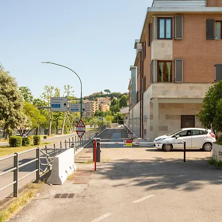 Stazione E Ospedale - Moderna * סיינה